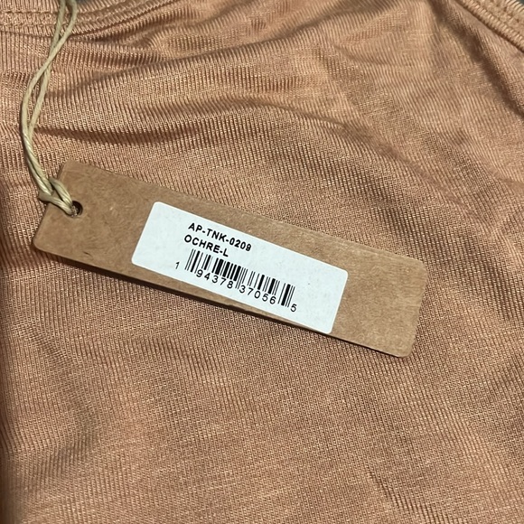 Skims Sleep Tank - Picture 6 of 6